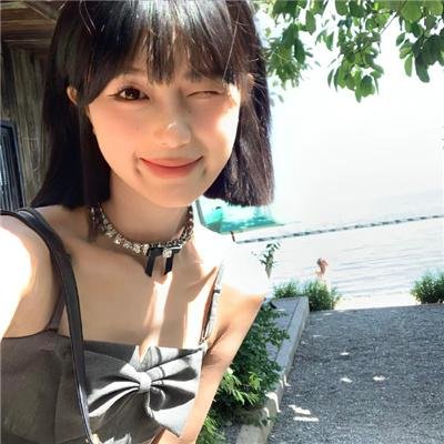 爱如落雨海报